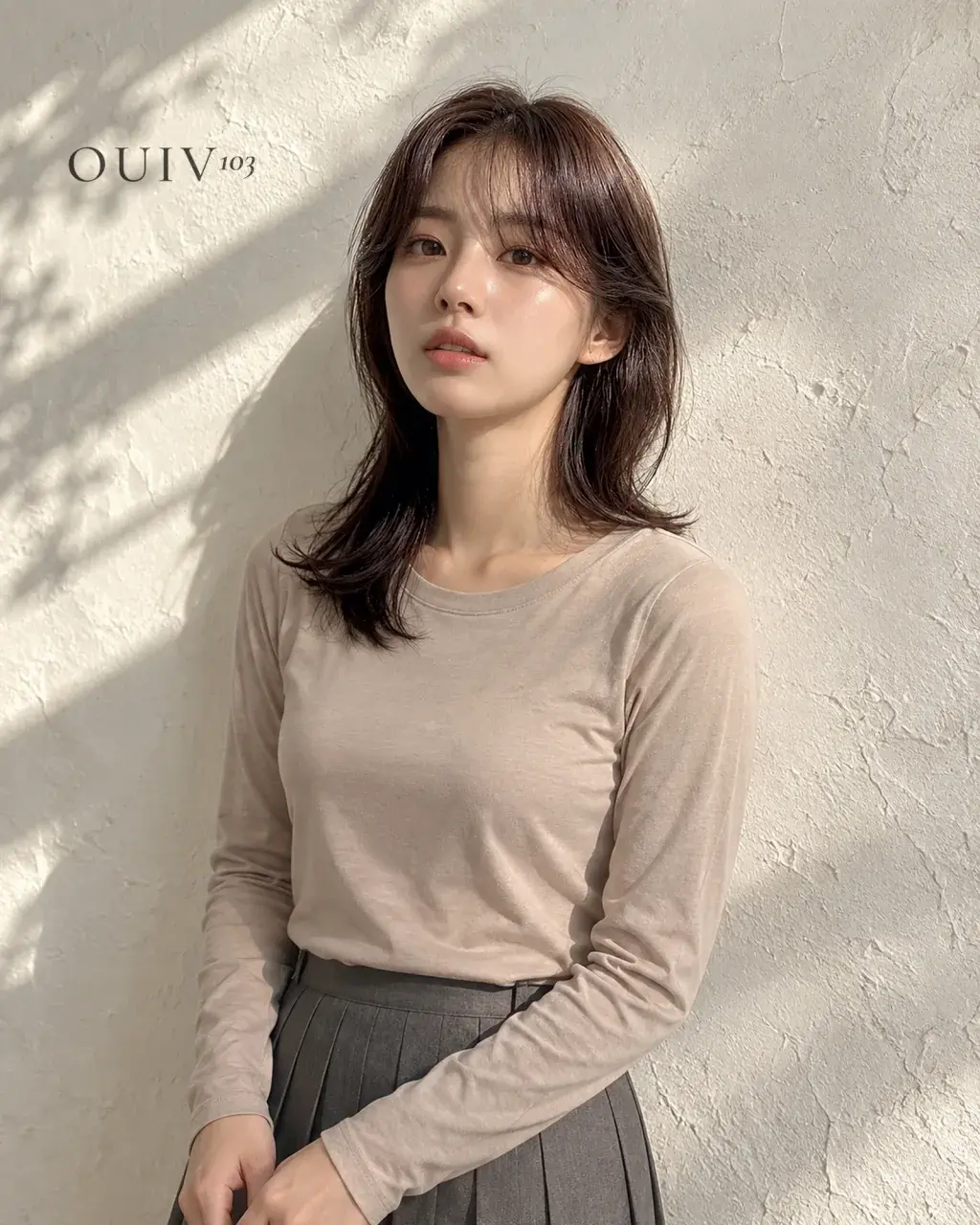 시스루뱅을 낸 쇄골 길이 애쉬브라운 CS컬펌, 비스듬한 정면